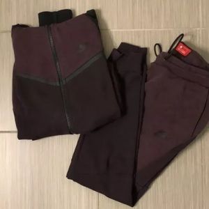Burgundy Nike Tech Sweatsuit
